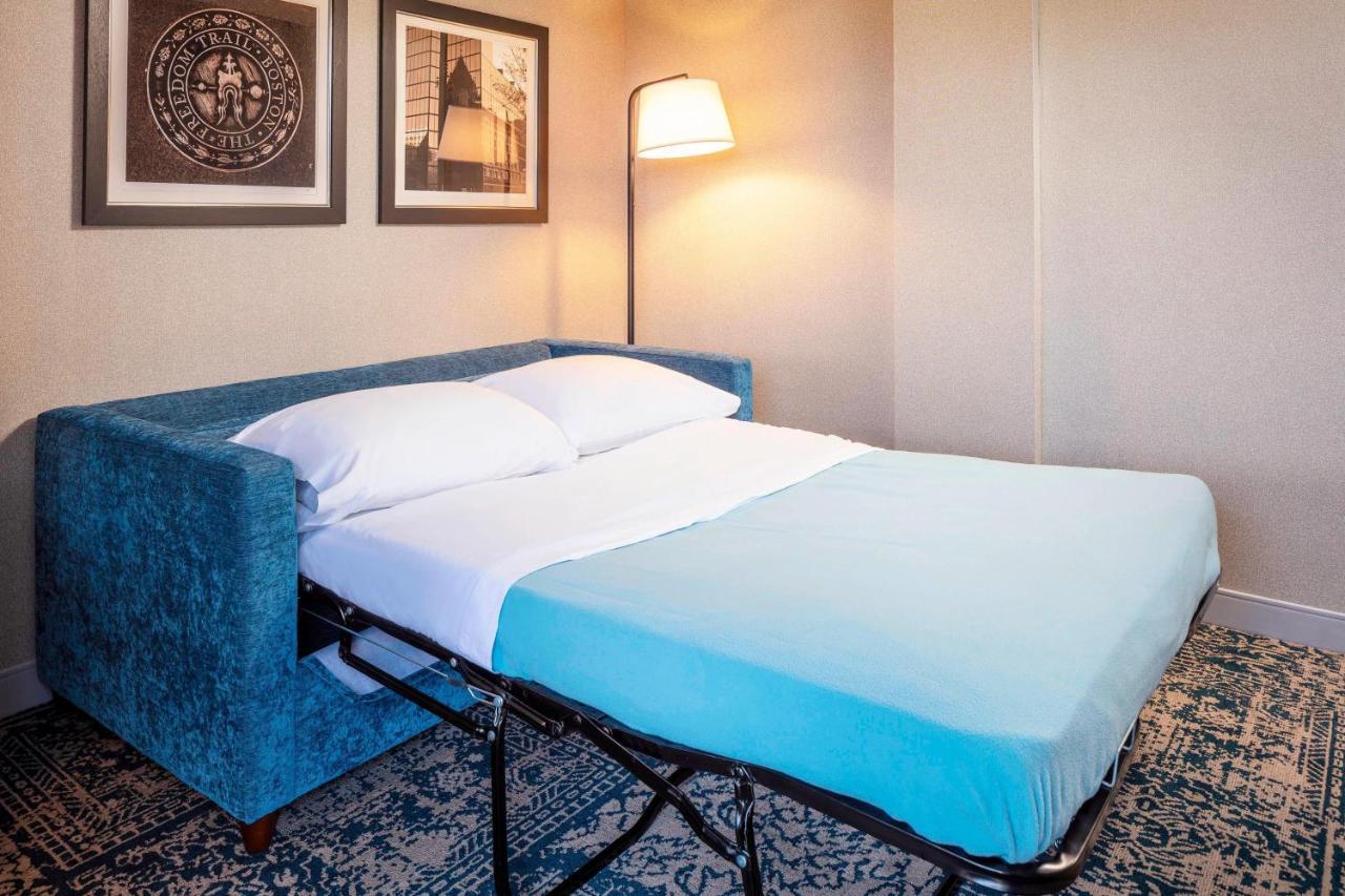Four Points By Sheraton Norwood Conference Center Extérieur photo