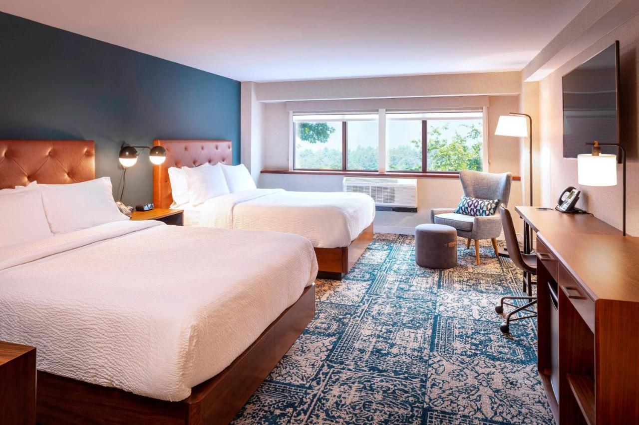 Four Points By Sheraton Norwood Conference Center Extérieur photo