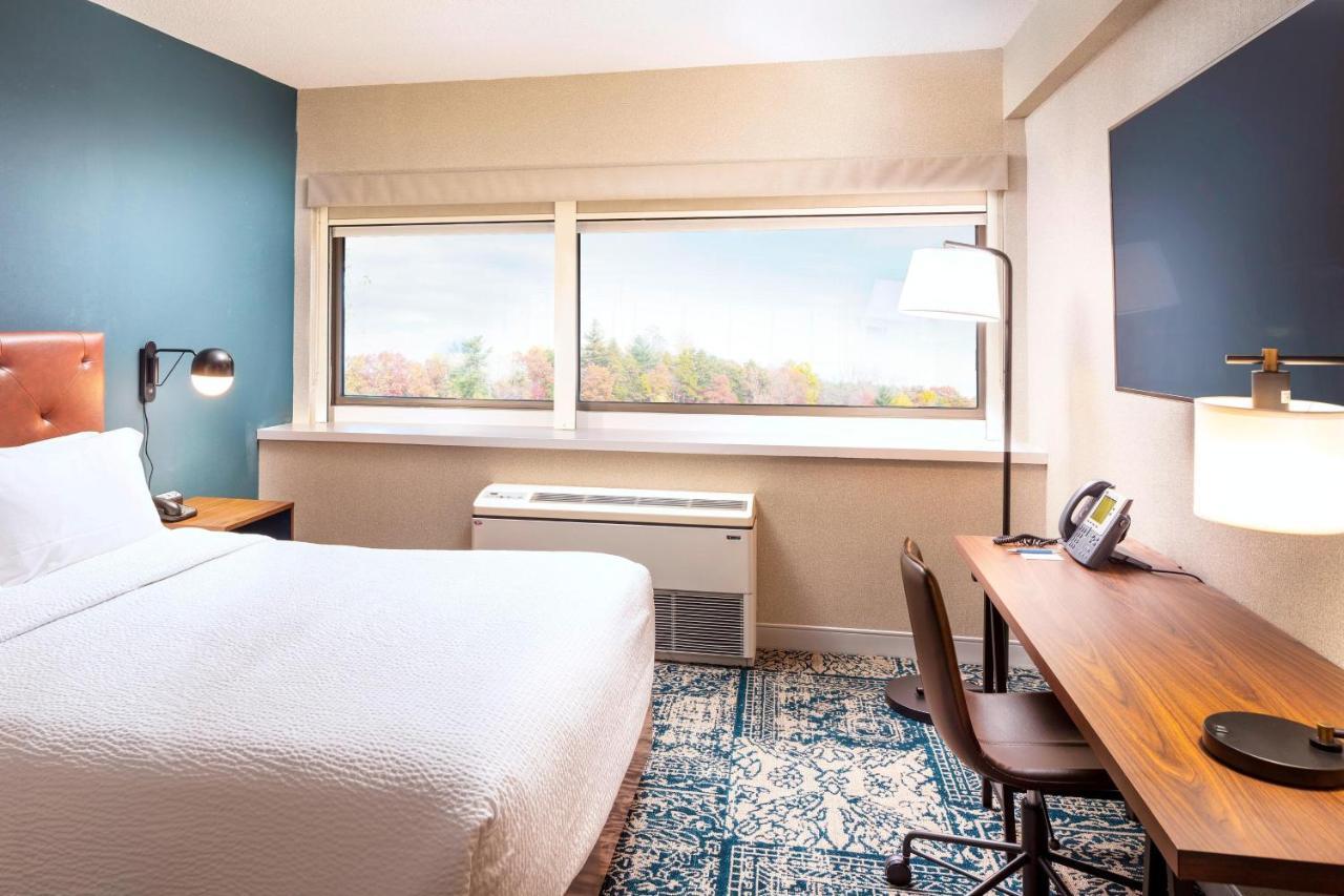 Four Points By Sheraton Norwood Conference Center Extérieur photo