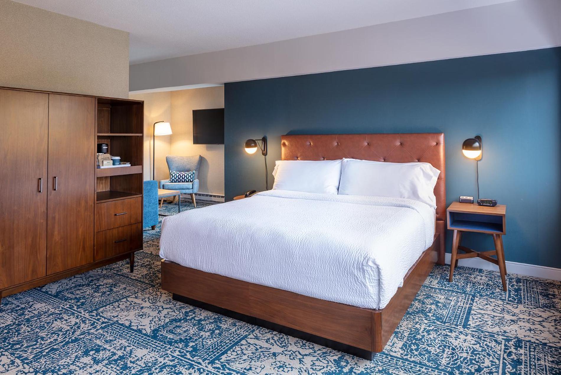 Four Points By Sheraton Norwood Conference Center Extérieur photo