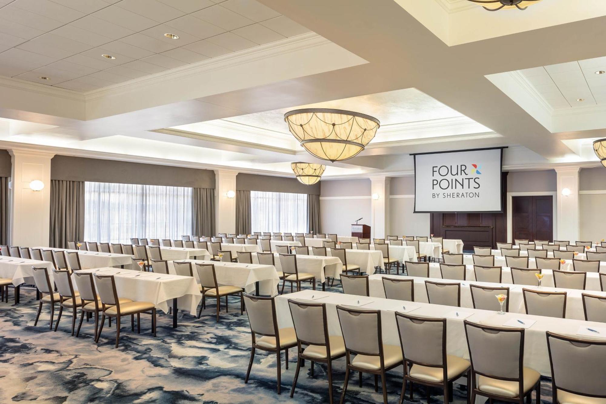 Four Points By Sheraton Norwood Conference Center Extérieur photo