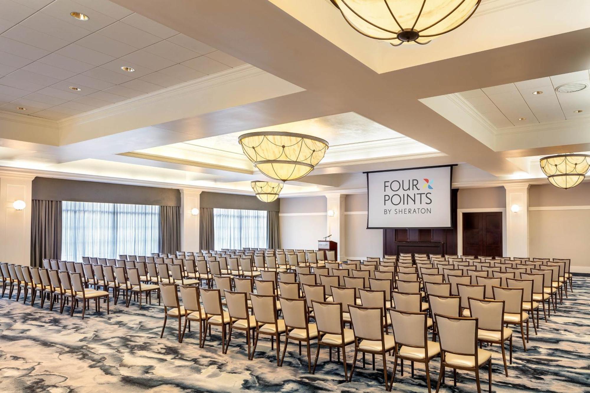 Four Points By Sheraton Norwood Conference Center Extérieur photo