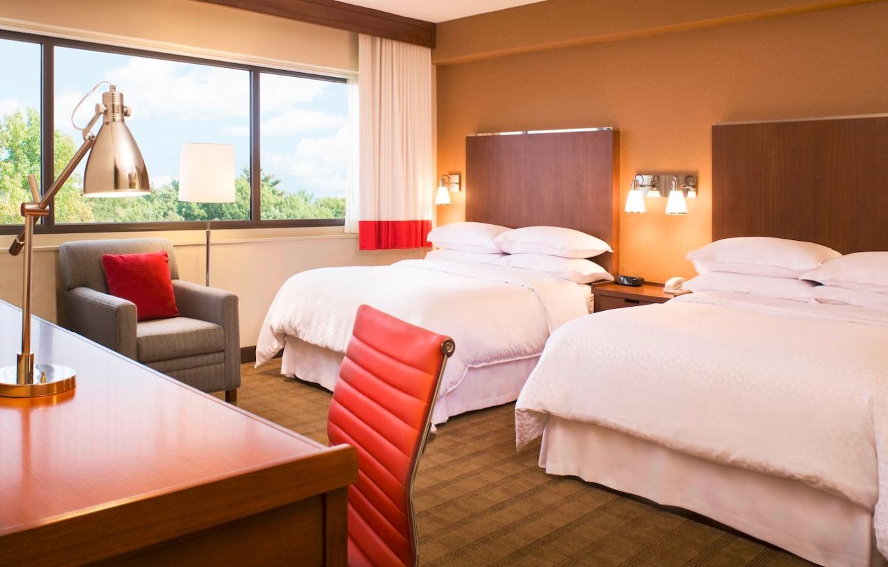 Four Points By Sheraton Norwood Conference Center Extérieur photo